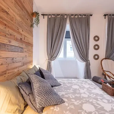 Apartmán Modern Rustic In Graca Lisboa