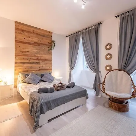 Modern Rustic In Graca Apartamento